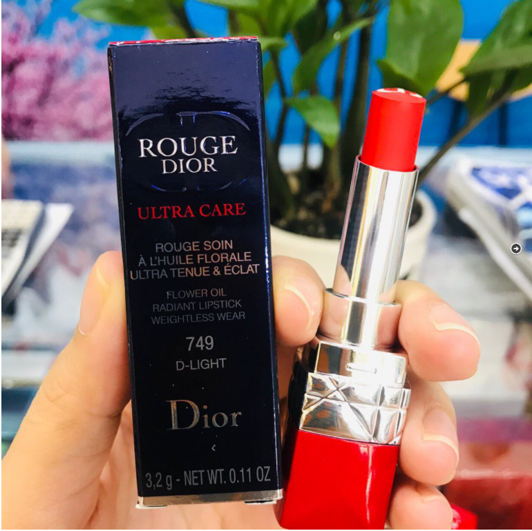 Son Rouge Dior Ultra Care Liquid 749 D Light